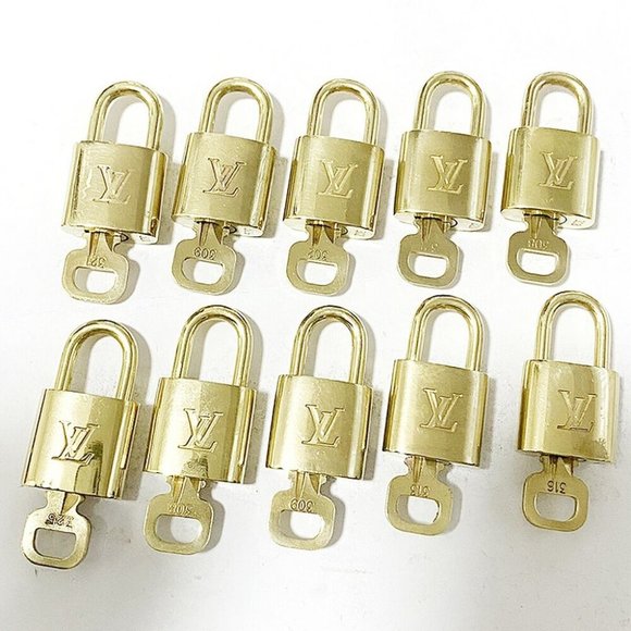 Louis-Vuitton-Set-of-10-Lock-&-Key-Cadena-Key-Lock-Gold